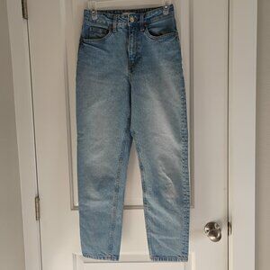 H&M Light Blue Denim Mom Jeans Size 2